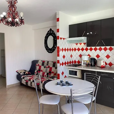 537 2 Pers Heliopolis E - Rez-de-chaussee 公寓